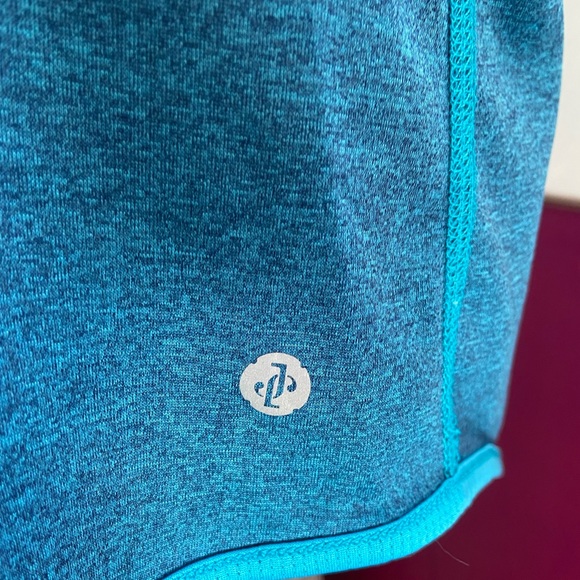 Reversible Active Wear Racerback Tank Size Large - Picture 4 of 4